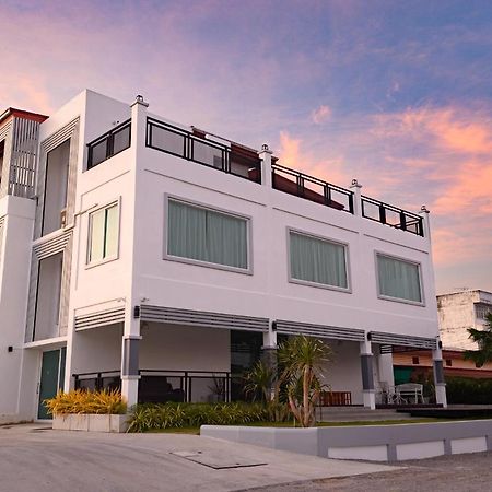 Munruk Hostel 쁘라쭈압키리칸 외부 사진